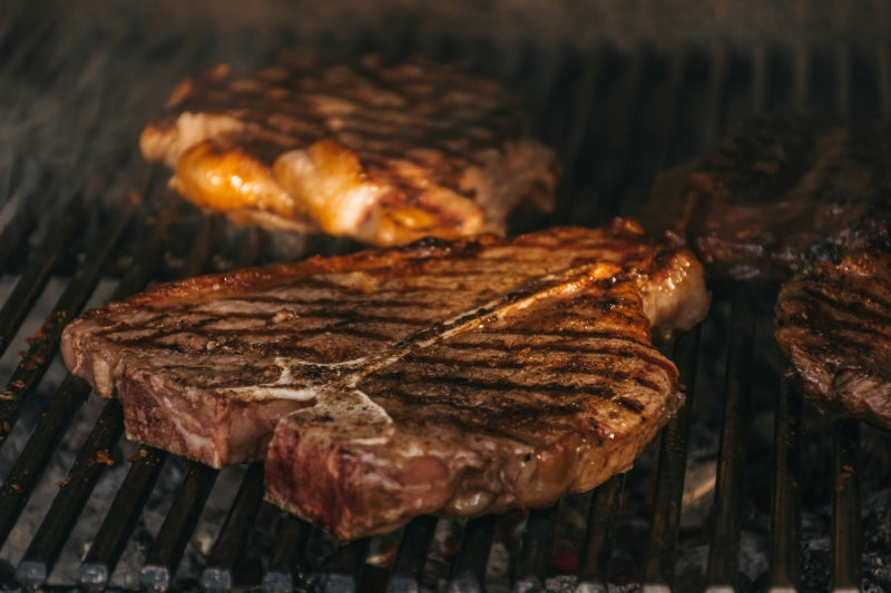 mastering-the-grill-tips-for-cooking-lazy-t-ranch-steaks-to-perfection